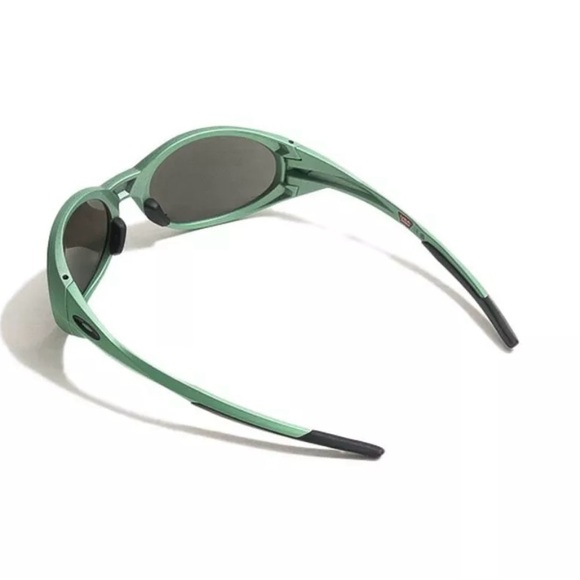 NEW OAKLEY X GUADALUPE EYEJACKET REDUX "MINT GREEN METALLIC". - Picture 3 of 5